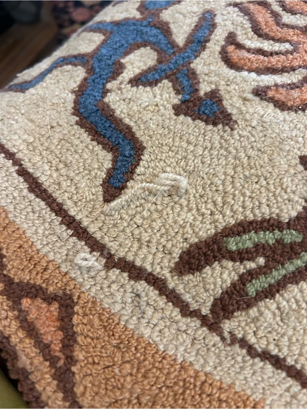 Handmade Southwestern hunting scene hooked rug